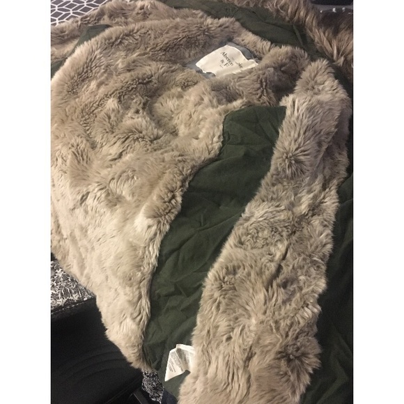 Jacket - Picture 4 of 4